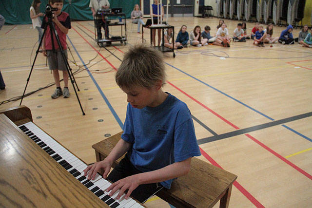 Getting set for the big show | Photo gallery