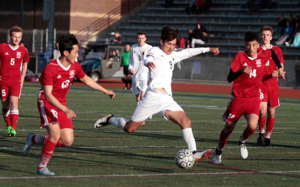 Spartans snag Senior Night tie in boys soccer | Photo gallery