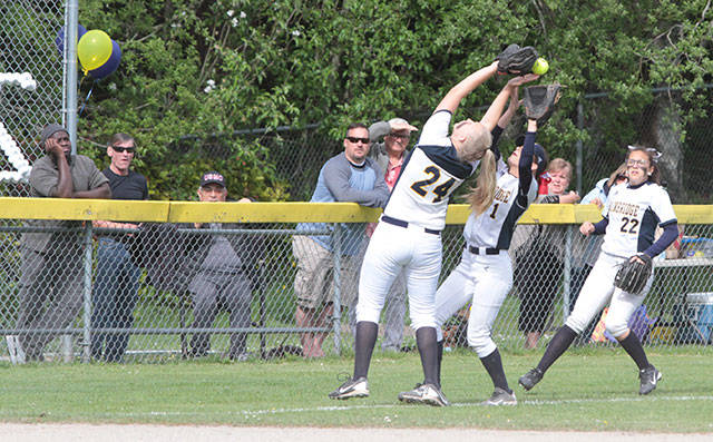 Bainbridge vs. Holy Names on Senior Day | Photo gallery