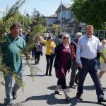 Hail the Scotch Broom Queen | Photo gallery