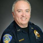 Bainbridge offers more money in contract to keep police chief on island