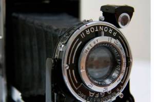 Photo club hosts movie night