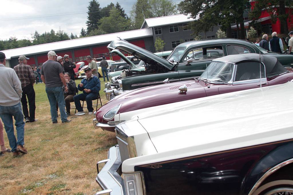 Let’s cruise: Year’s first car show returns to BI | Photo gallery