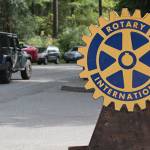 Going all out for the Rotary Auction | Photo gallery