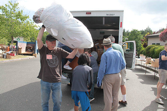 Going all out for the Rotary Auction | Photo gallery