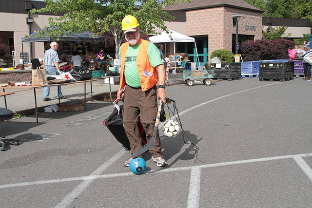 Going all out for the Rotary Auction | Photo gallery