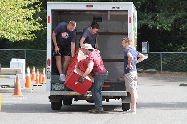 Going all out for the Rotary Auction | Photo gallery