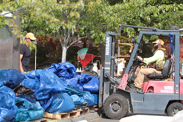 Going all out for the Rotary Auction | Photo gallery