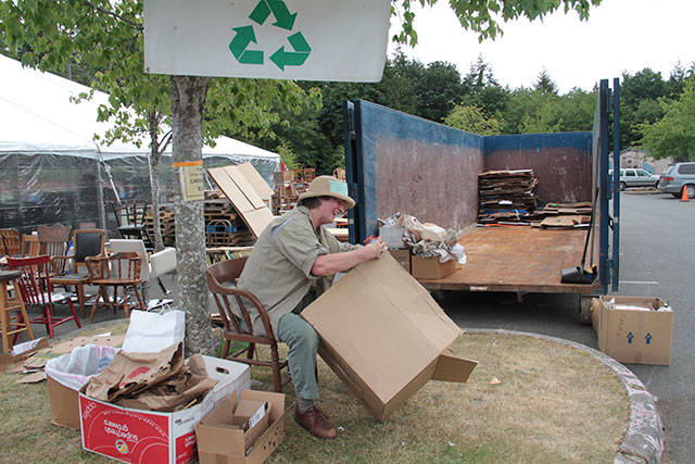 Going all out for the Rotary Auction | Photo gallery