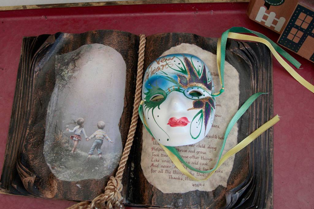 Sneek a peek: Behind the scenes at the Rotary auction | Photo gallery