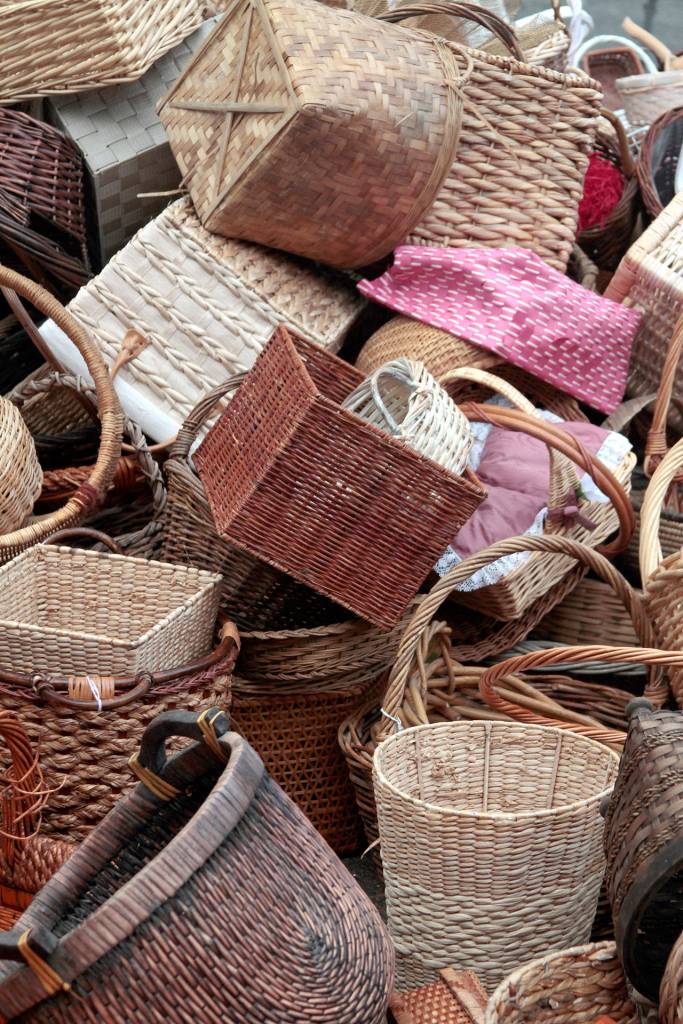 Sneek a peek: Behind the scenes at the Rotary auction | Photo gallery