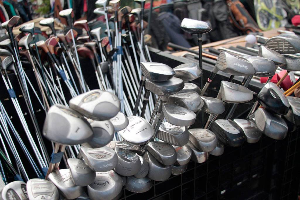 Sneek a peek: Behind the scenes at the Rotary auction | Photo gallery