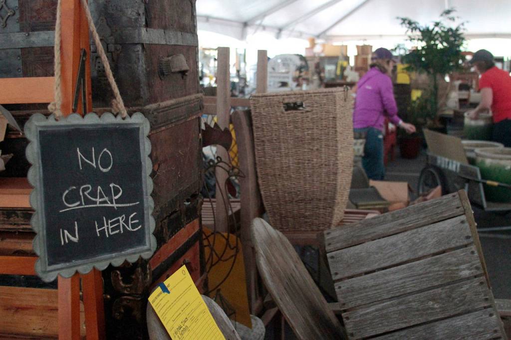 Sneek a peek: Behind the scenes at the Rotary auction | Photo gallery