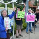 ‘Confront Corruption’ rally occupies Waypoint Park | Photo gallery