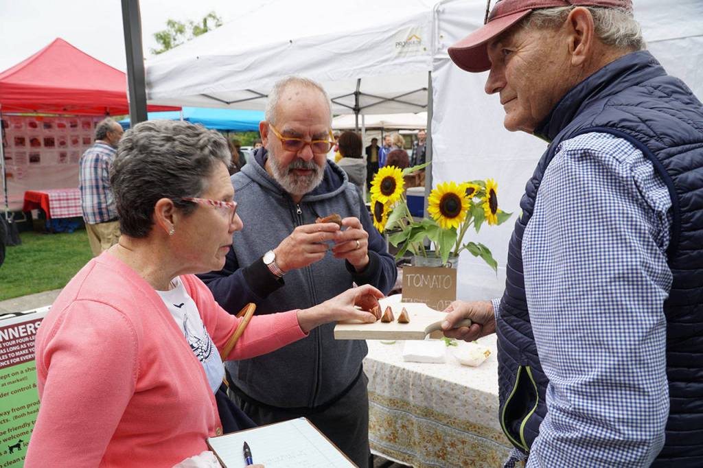 Tomato Taste Off returns to farmers market | Photo gallery