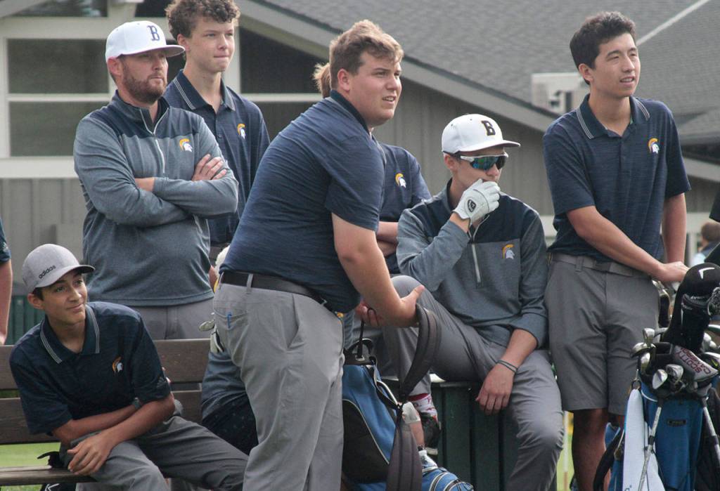 Boys host Lakeside in year’s first home golf match | Photo gallery
