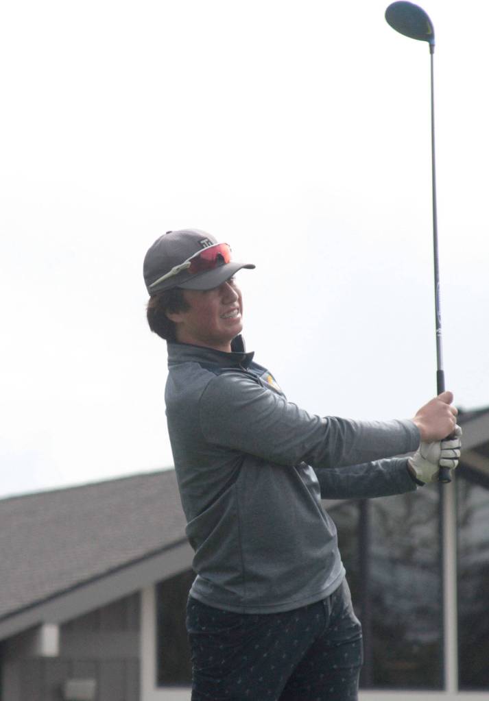 Boys host Lakeside in year’s first home golf match | Photo gallery