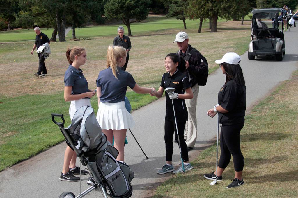 BHS girls best Lakeside in year’s first home golf match | Photo gallery