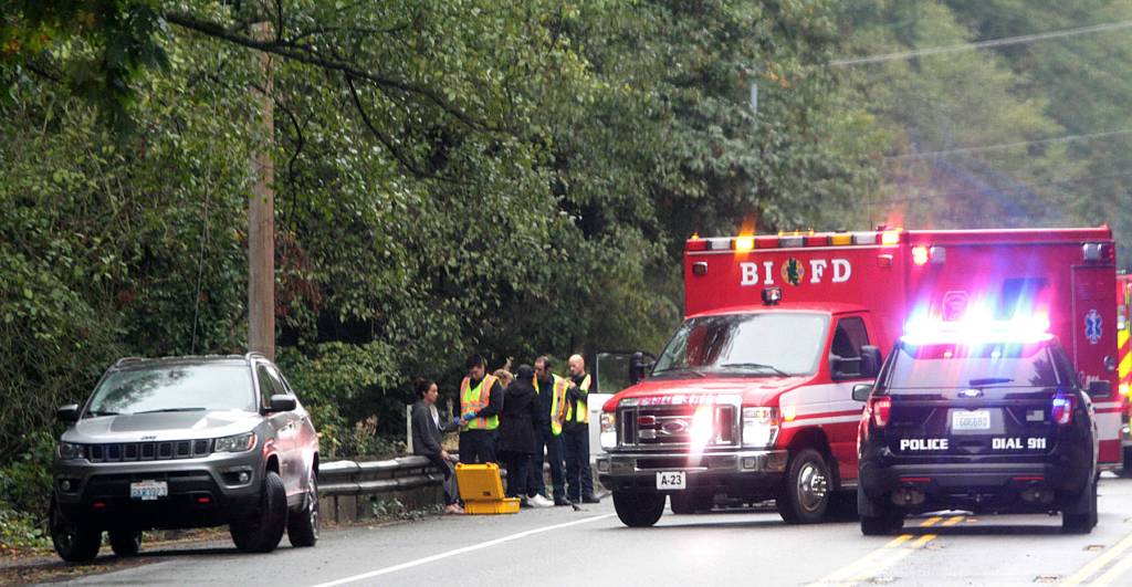 Multiple-car crashes Sunday make a mess of Highway 305