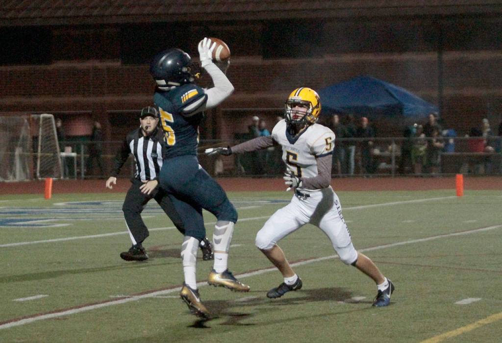 Spartans snag Senior Night football win | Photo gallery