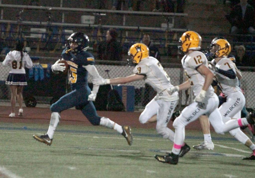 Spartans snag Senior Night football win | Photo gallery