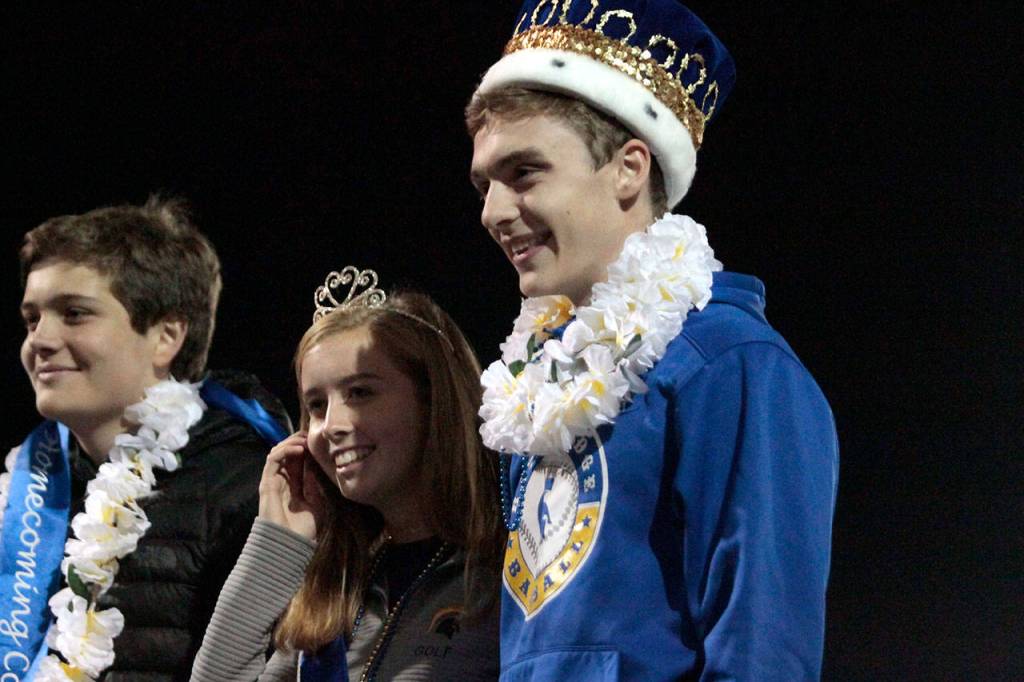 Spartans snag Senior Night football win | Photo gallery