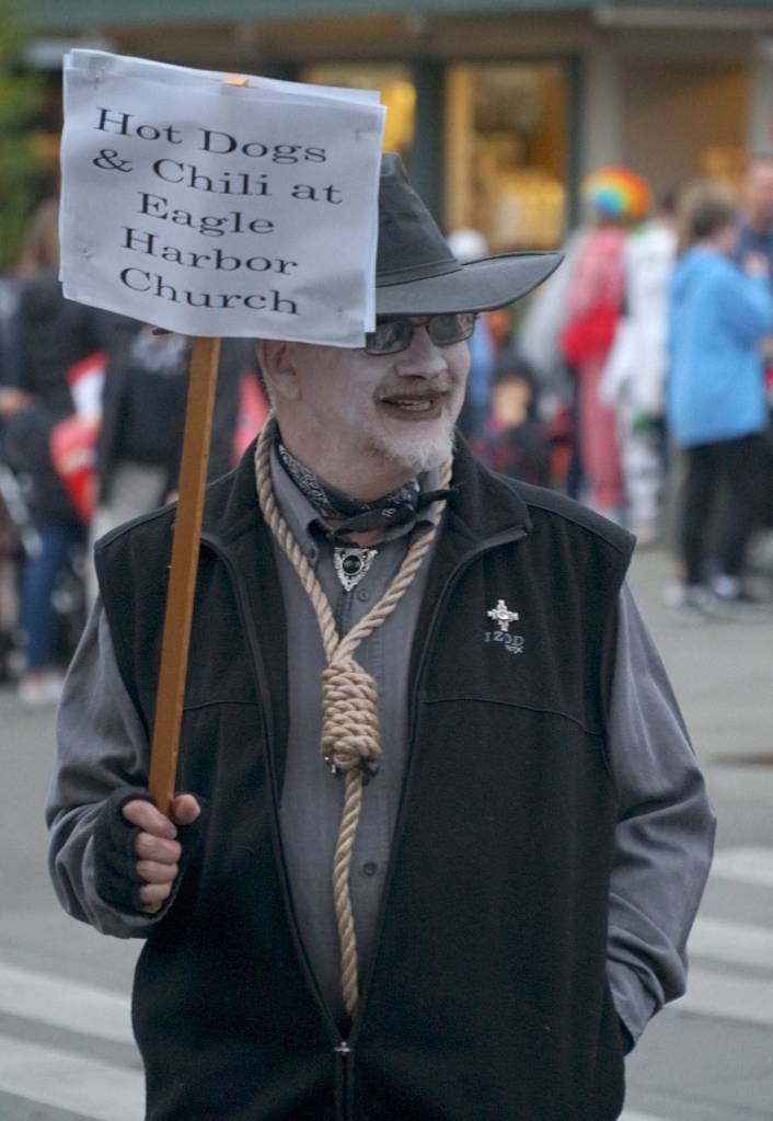 Wicked walk: Images from trick-or-treat night downtown | Photo gallery