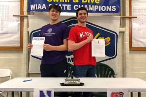 Two Spartan swimmers sign letters of intent