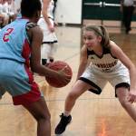 Bainbridge breezes to big b-ball win against Seahawks