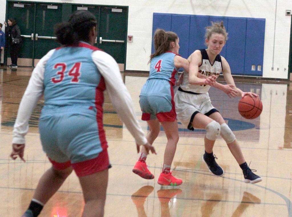 Island girls send Seahawks home with loss in varsity basketball | Photo gallery
