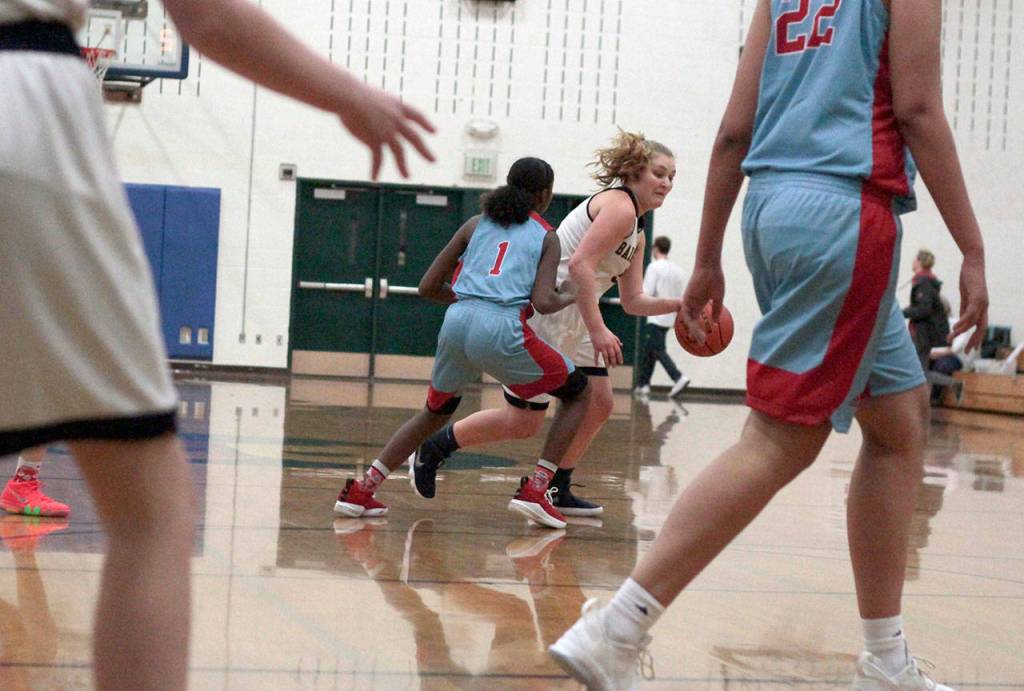 Island girls send Seahawks home with loss in varsity basketball | Photo gallery