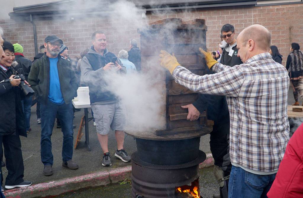 Mochi moments: Images from the 30th annual New Year’s gathering | Photo gallery