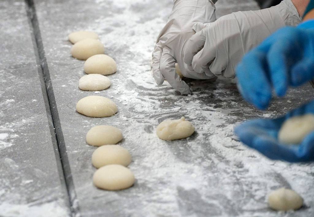 Mochi moments: Images from the 30th annual New Year’s gathering | Photo gallery