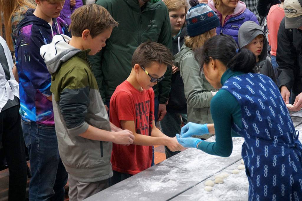 Mochi moments: Images from the 30th annual New Year’s gathering | Photo gallery