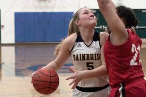Stellar Spartan girls whup Nathan Hale in hoops