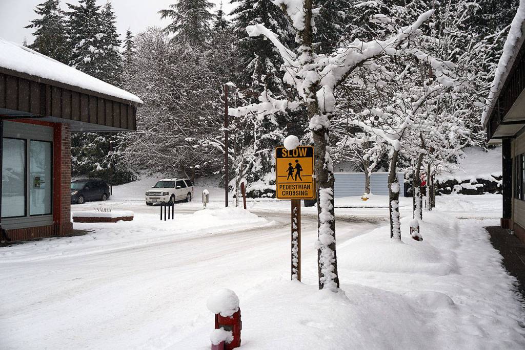 Mo’ snow: Photos of the final days of ‘Snowmageddon’ on BI | Photo gallery