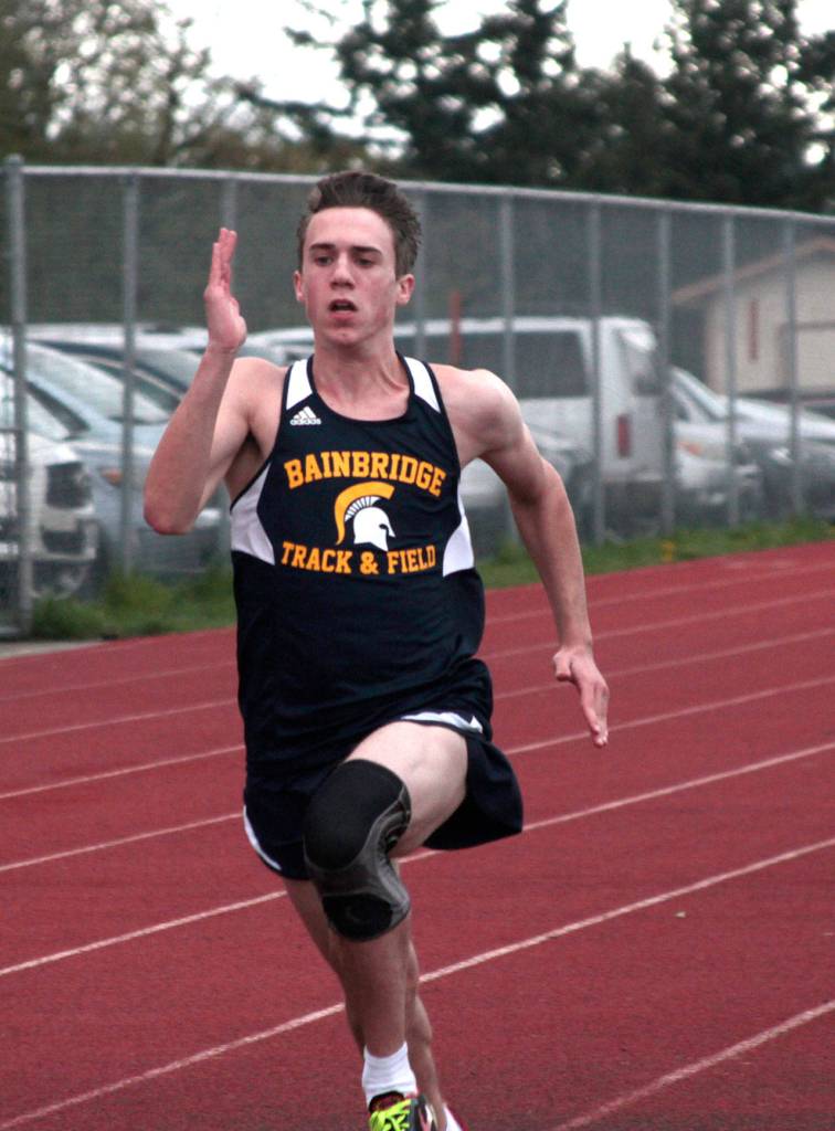 Fleet feet excel at four-school track-and-field meet | Photo gallery