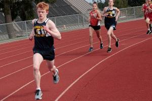 Bainbridge High track-and-field team scores top finishes at three-school meet