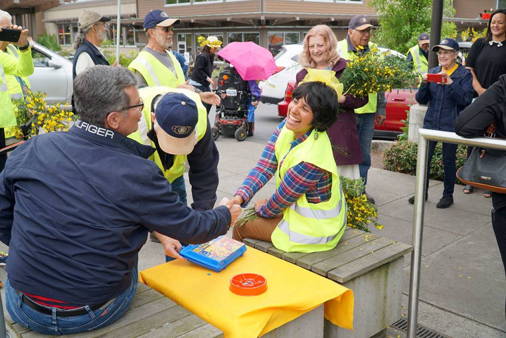 Quirky, secretive Scotch broom parade returns to Winslow | Photo gallery