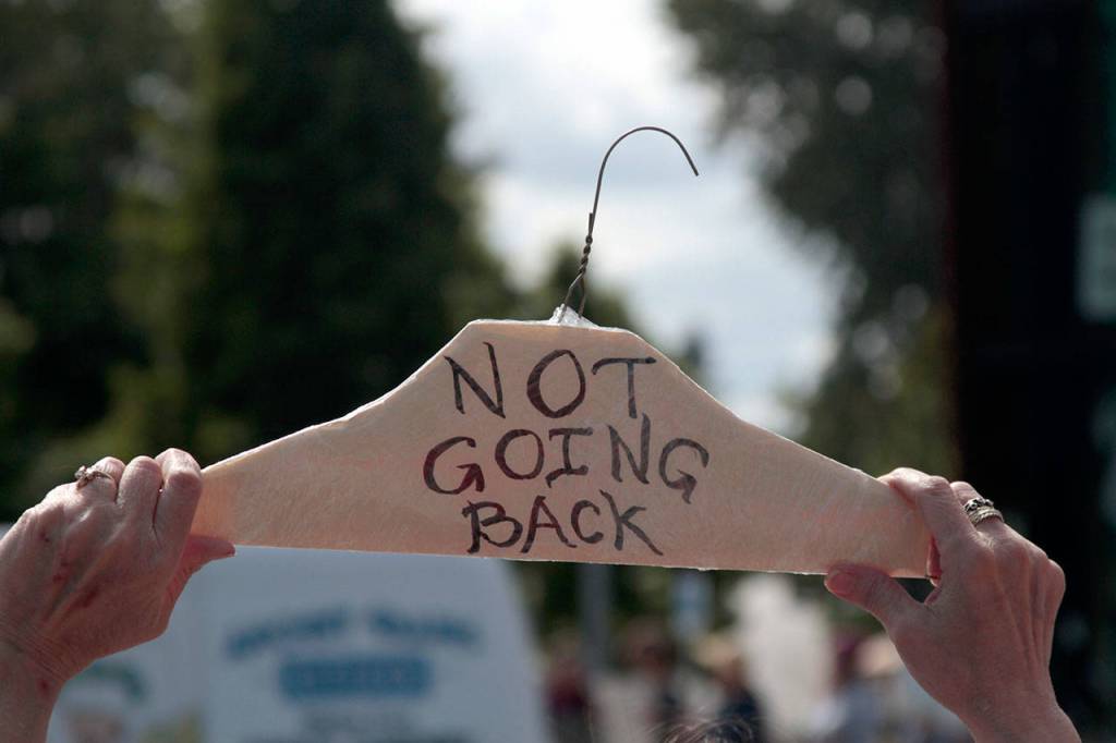 Pro-choice rally takes to Winslow waypoint protesting radical abortion laws | Photo gallery