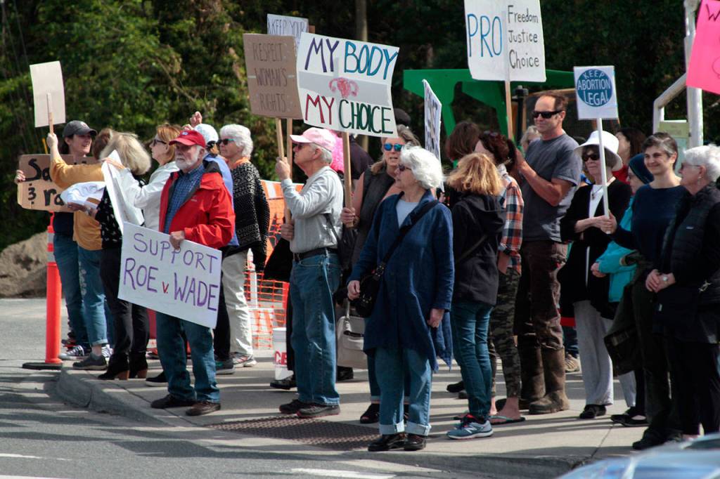 Pro-choice rally takes to Winslow waypoint protesting radical abortion laws | Photo gallery