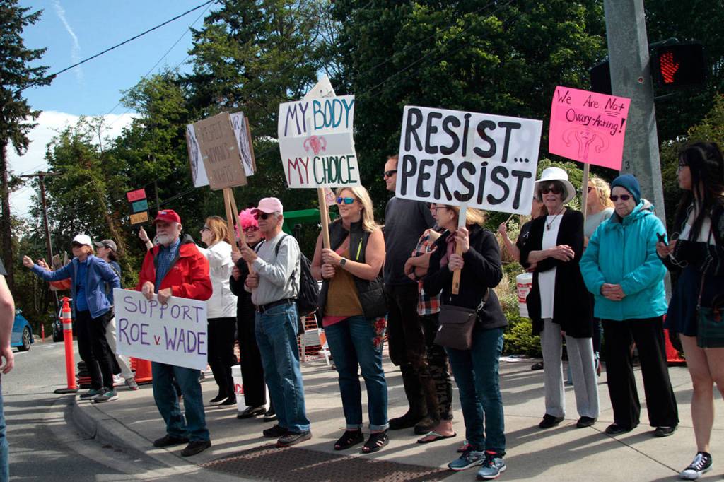 Pro-choice rally takes to Winslow waypoint protesting radical abortion laws | Photo gallery