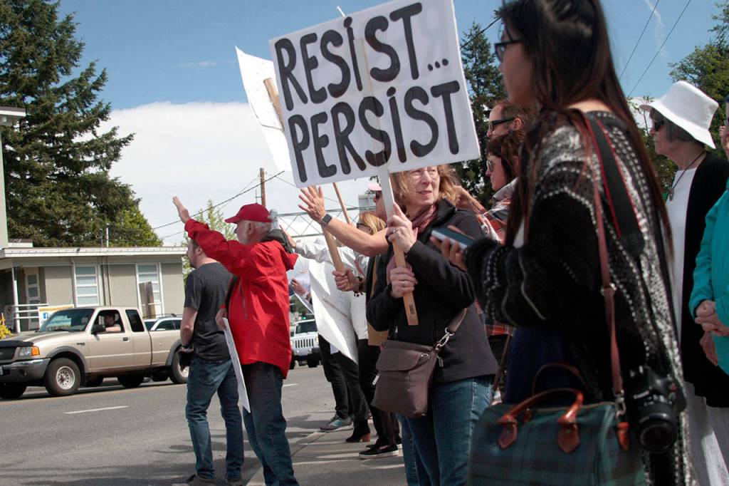 Pro-choice rally takes to Winslow waypoint protesting radical abortion laws | Photo gallery