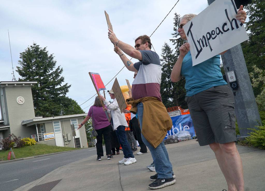 Winslow demonstrators call for Trump impeachment | Photo gallery