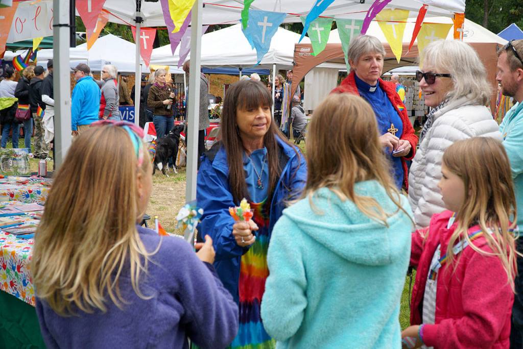 Pictures of Pride: Third Bainbridge festival draws biggest crowd yet — Part I | Photo gallery