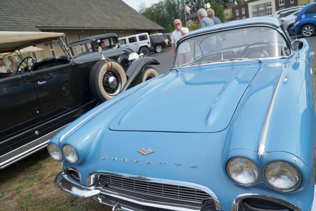 Classic Car Cruise-In returns to highway intersection | Photo gallery