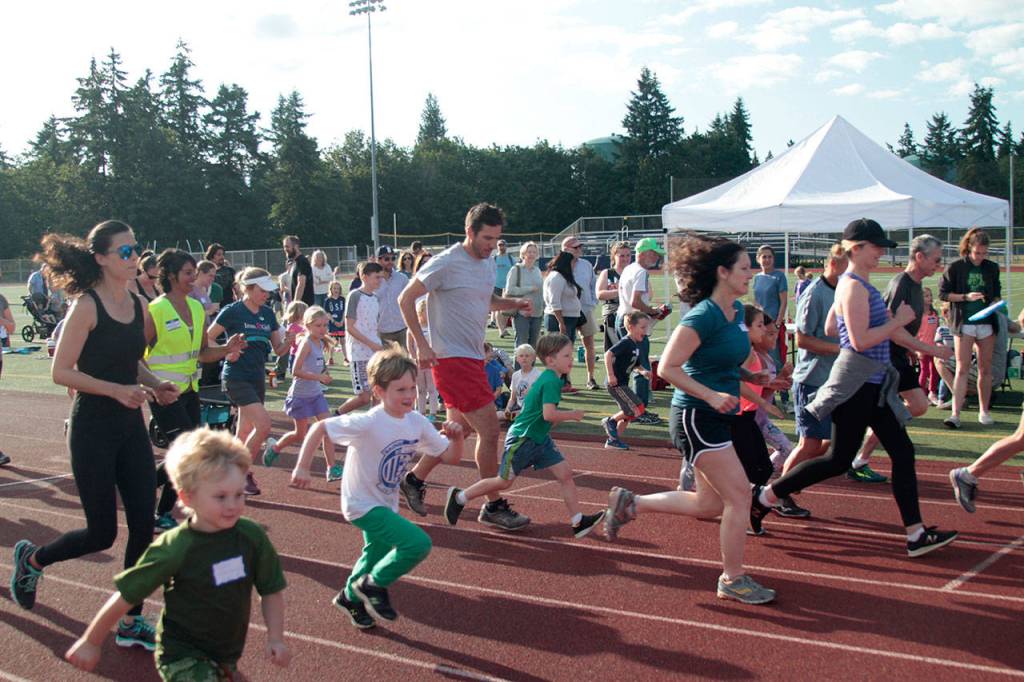 A speedy start: Year’s first All-Comers Track Meet draws eager crowd | Photo gallery