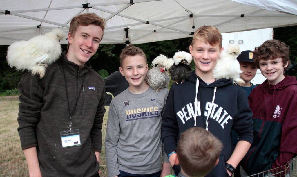 Living ‘On the Frontier’ at Rolling Bay Presbyterian bible school | Photo gallery