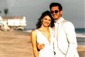 Couple shares vows in Malibu