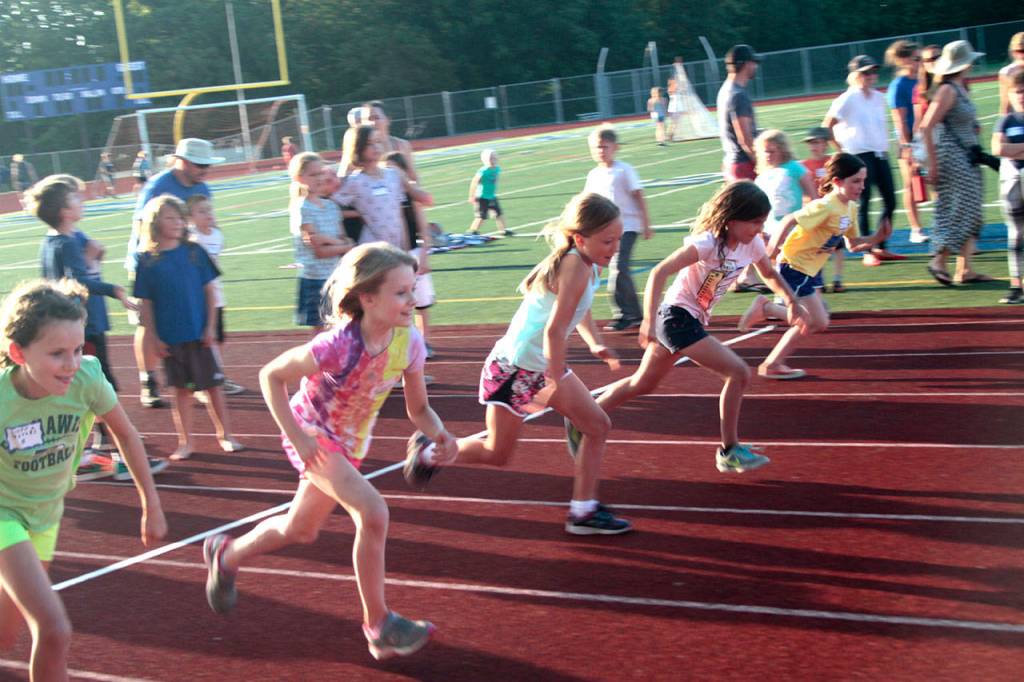 Hasty moments: Pictures from the fifth Kiwanis All-Comers Track Meet | Photo gallery